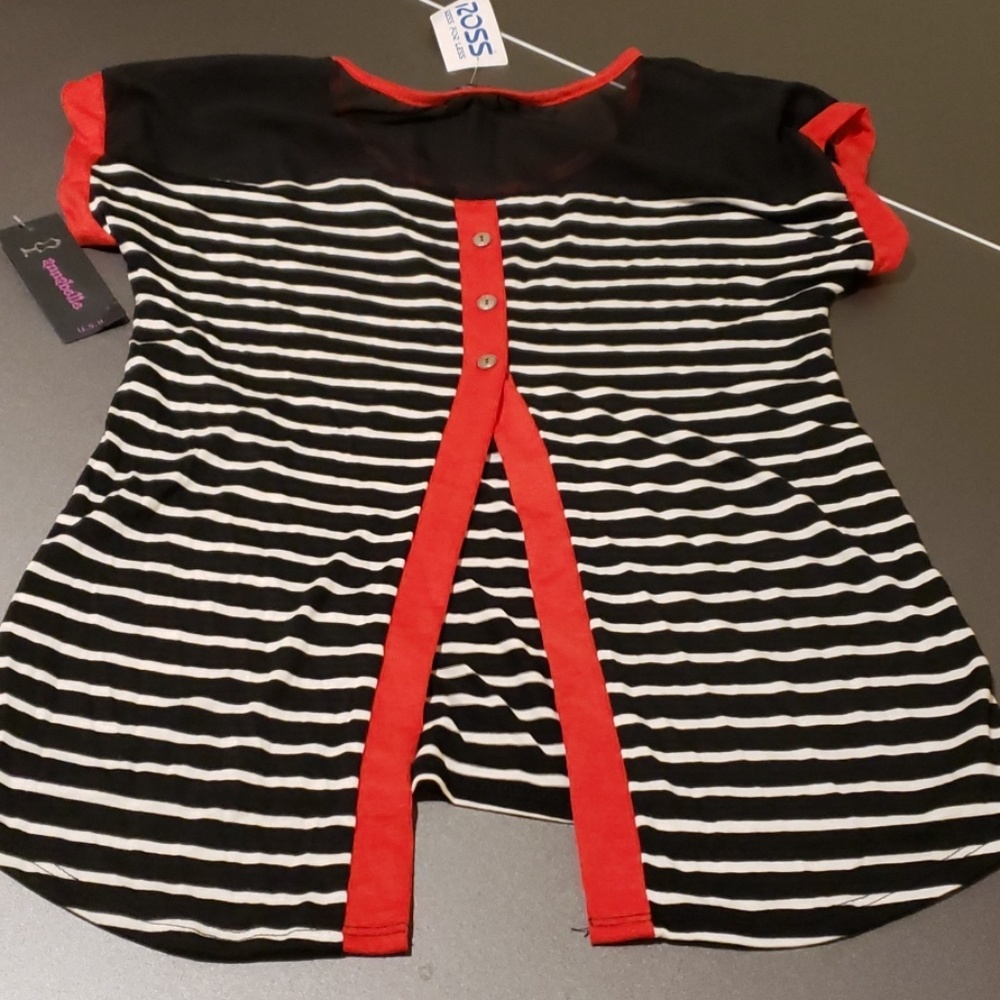 (NEW)Blk/Wht/Red Top - Picture 3 of 4